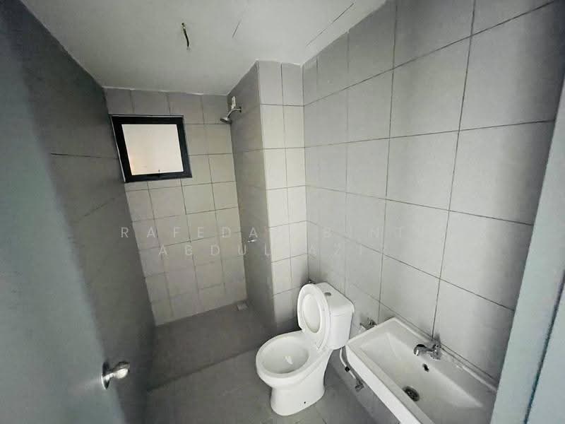 Service Residence for Sale at E'Island Lake Haven - Rafedah Binti Abdul Aziz - Bathroom - PropertyGuru.com.my