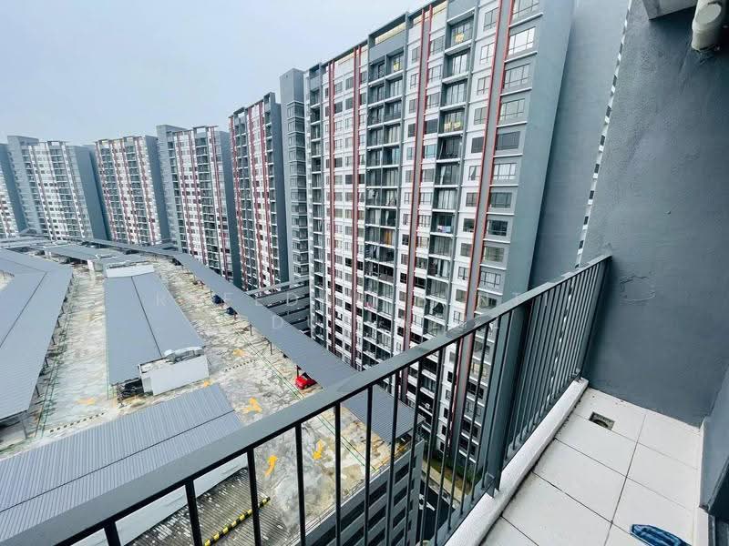 Service Residence for Sale at E'Island Lake Haven - Rafedah Binti Abdul Aziz - Balcony - PropertyGuru.com.my