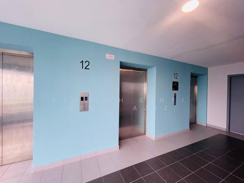 Service Residence for Sale at E'Island Lake Haven - Rafedah Binti Abdul Aziz - Corridor - PropertyGuru.com.my