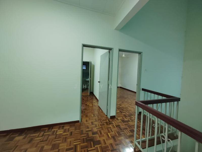 Rumah Teres 2-Tingkat untuk Disewa di Bandar Putra Kulai (Kulai) - JH Yap - Corridor - PropertyGuru.com.my