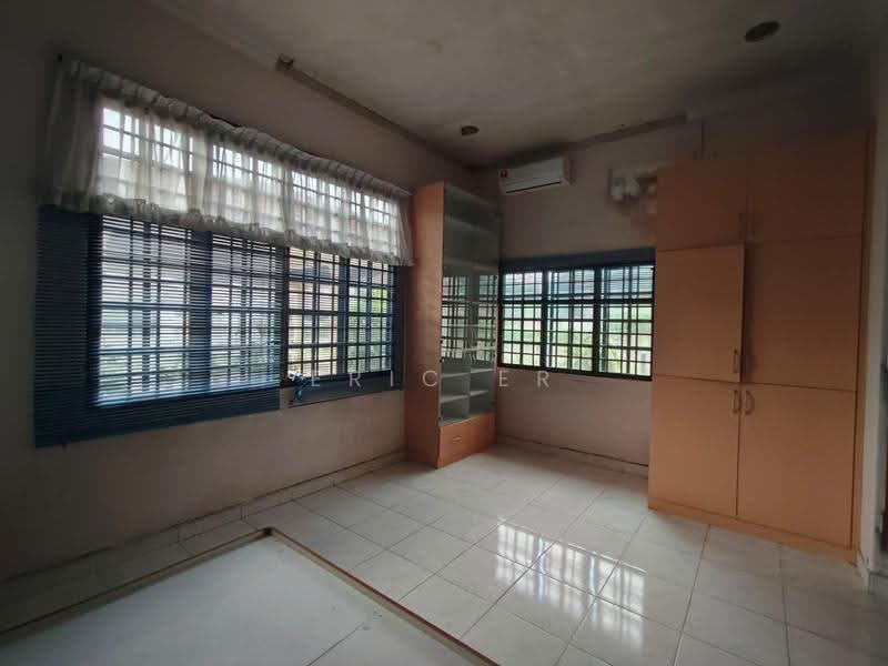 Rumah Banglo untuk Dijual di Bandar Putra Kulai (Kulai) - Eric Er - PropertyGuru.com.my