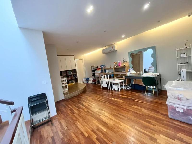 2-storey Terraced House for Sale in Taman Sri Hijau (Rawang) - Kelvin . - Study - PropertyGuru.com.my