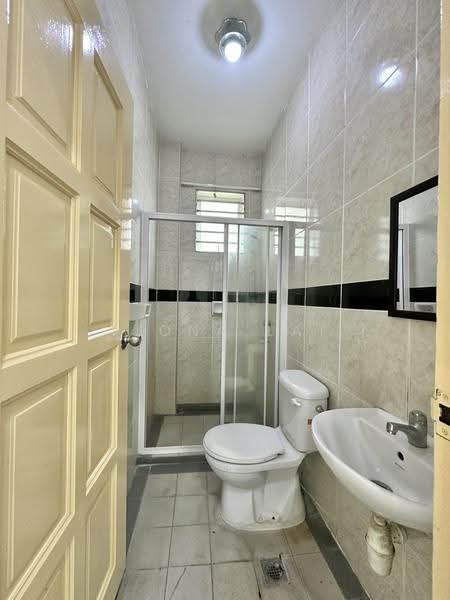 Semi-Detached House for Sale in Kota Kinabalu (Sabah) - Fiona Lai - Bathroom - PropertyGuru.com.my
