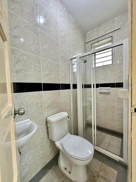 Semi-Detached House for Sale in Kota Kinabalu (Sabah) - Fiona Lai - Bathroom - PropertyGuru.com.my