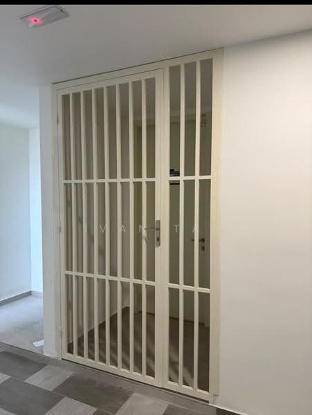 Kediaman Servis untuk Disewa di Residensi Dian II - Ivan Tan - Entrance - PropertyGuru.com.my