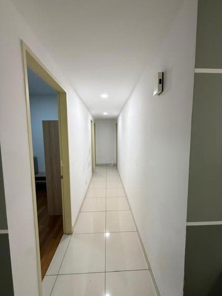Kediaman Servis untuk Disewa di Impiria Residensi Bukit Tinggi Klang - Lim Jeon - Corridor - PropertyGuru.com.my