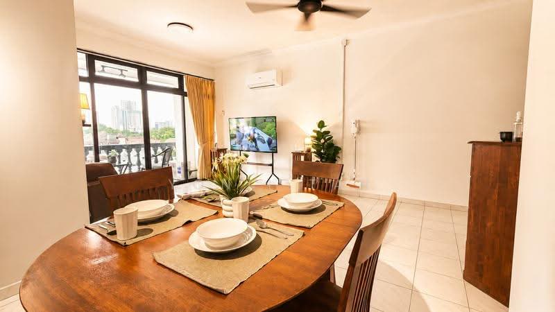 Pangsapuri untuk Disewa di Noble Villa - Yonii Tan - Dining Room - PropertyGuru.com.my