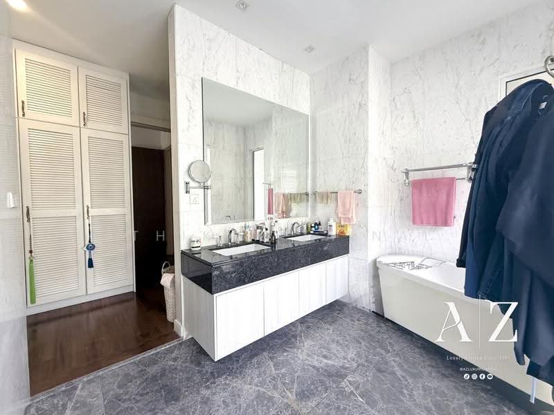 Rumah Berkembar untuk Dijual di Desa Sri Hartamas (Sri Hartamas) - Athikah Zainal - Bathroom - PropertyGuru.com.my