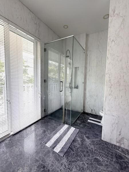 Rumah Berkembar untuk Dijual di Desa Sri Hartamas (Sri Hartamas) - Athikah Zainal - Bathroom - PropertyGuru.com.my
