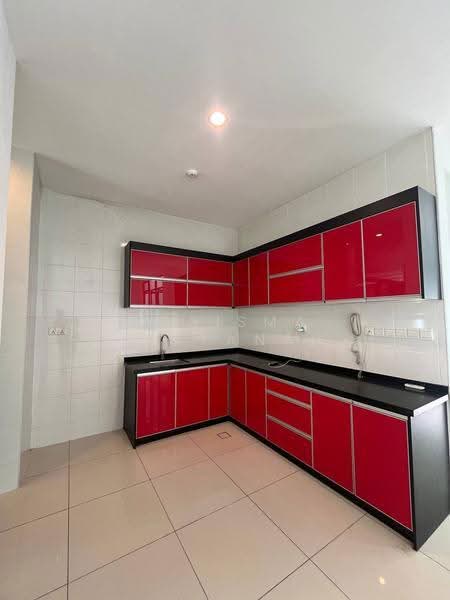 2-storey Terraced House for Sale in Setia Eco Glades (Cyberjaya) - Norisma Hartanah - Kitchen - PropertyGuru.com.my