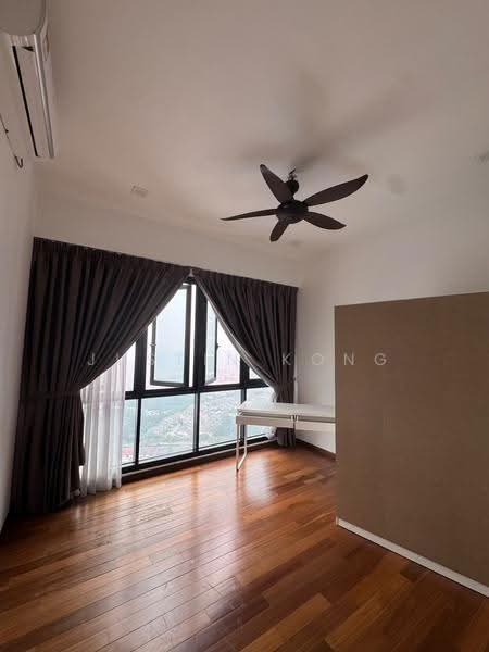 Condominium for Rent at Sky Condominium (Skyz Residence) - Justin Kong - Study - PropertyGuru.com.my