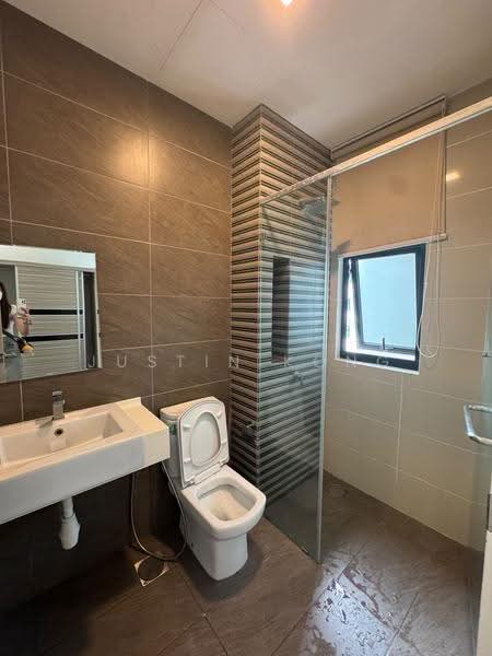 Condominium for Rent at Sky Condominium (Skyz Residence) - Justin Kong - Bathroom - PropertyGuru.com.my