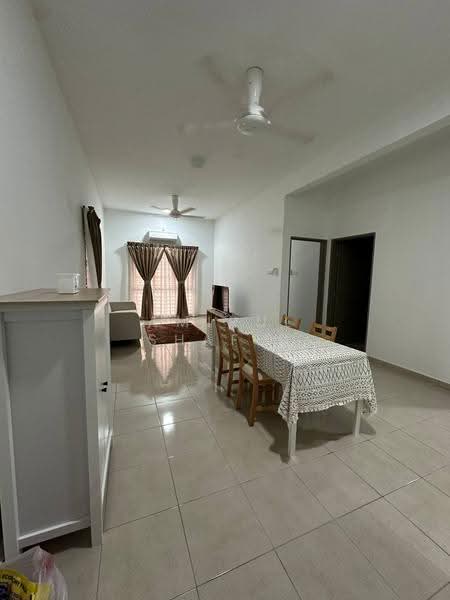 Apartment for Rent at Residensi Rimbunan Petaling - Amirul Shafiq - Living Room - PropertyGuru.com.my