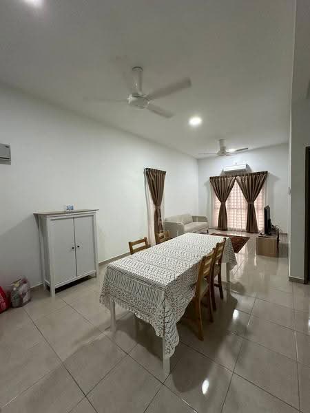 Apartment for Rent at Residensi Rimbunan Petaling - Amirul Shafiq - Living Room - PropertyGuru.com.my