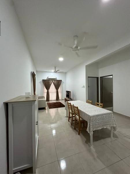 Apartment for Rent at Residensi Rimbunan Petaling - Amirul Shafiq - Living Room - PropertyGuru.com.my