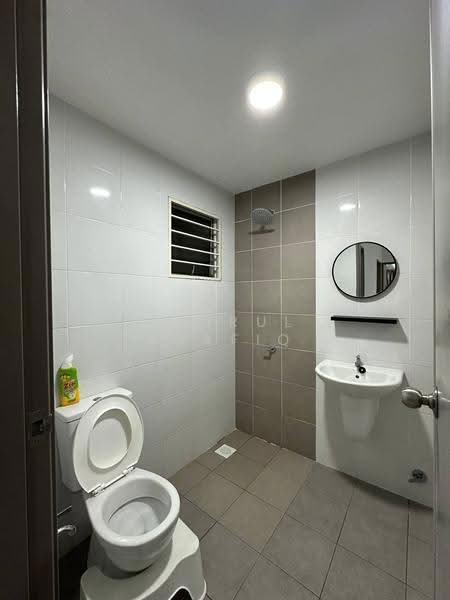 Apartment for Rent at Residensi Rimbunan Petaling - Amirul Shafiq - Bathroom - PropertyGuru.com.my