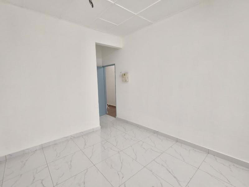 2-storey Terraced House for Sale in Taman Tan Sri Yaacob (Johor Bahru) - Jack Wong - Interior - PropertyGuru.com.my