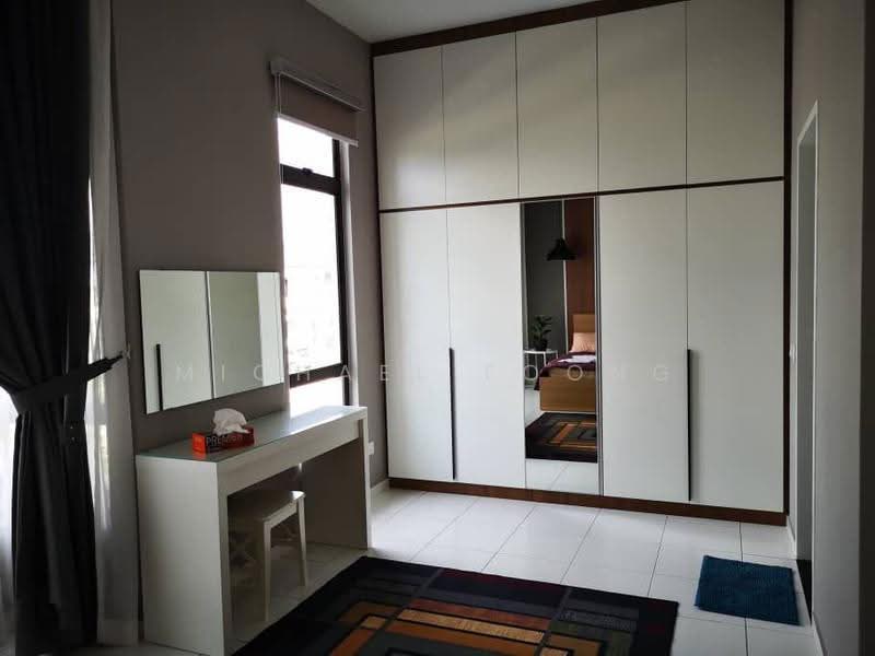 Rumah Berkembar untuk Dijual di Eco Grandeur (Puncak Alam) - Michael Foong - Bedroom - PropertyGuru.com.my