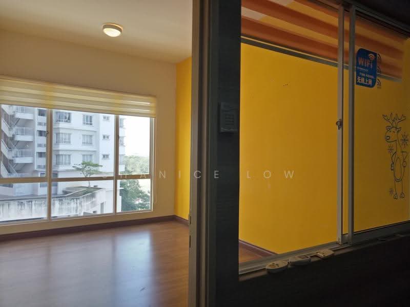 Soho for Sale in Pju 5 (Kota Damansara) - Shanice Low - Living Room - PropertyGuru.com.my