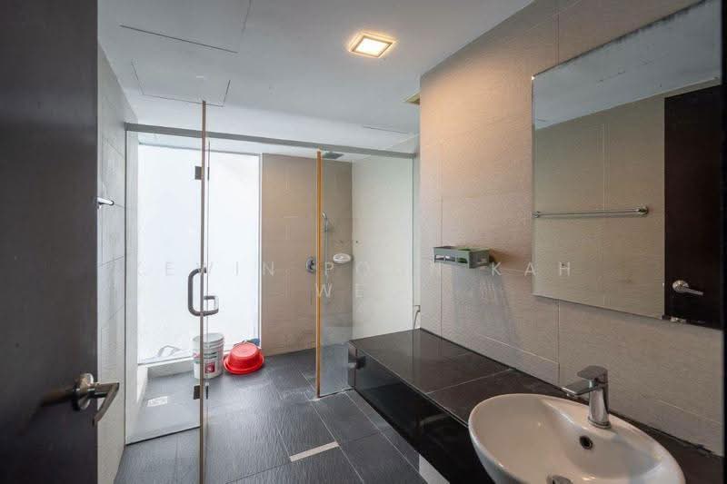 Kondominium untuk Dijual di Zen Residence @ Asplenium Condominium - Kewin Poon Kah Wei - Bathroom - PropertyGuru.com.my