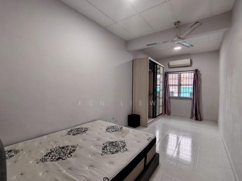 Rumah Teres 2-Tingkat untuk Disewa di Bukit Indah (Iskandar Puteri (Nusajaya)) - Ken Liew - Bedroom - PropertyGuru.com.my