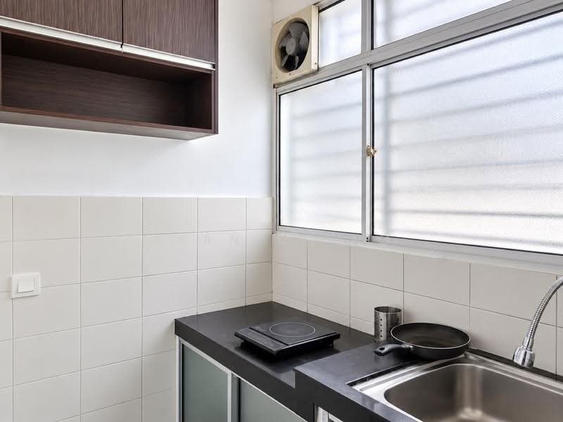 Kediaman Servis untuk Disewa di Zeva @ Equine South - Sean Ch’ng - Kitchen - PropertyGuru.com.my