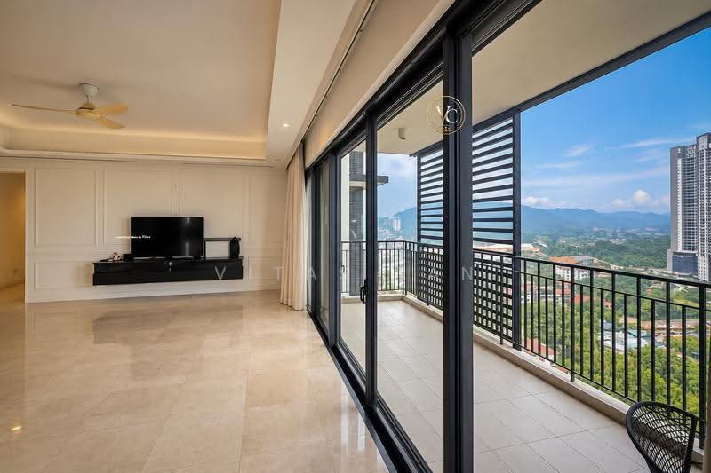 Kediaman Servis untuk Dijual di The Greens - Vitas Tan - Living Room - PropertyGuru.com.my