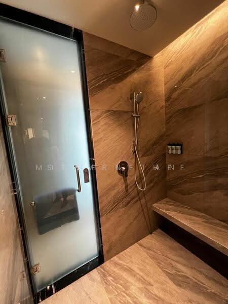 Kediaman Servis untuk Dijual di Imperial Lexis - Michelle Hee - Bathroom - PropertyGuru.com.my