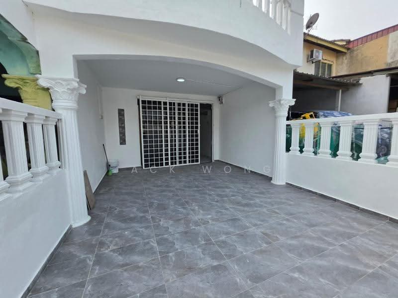 Rumah Teres 2-Tingkat untuk Dijual di Taman Kota Masai (Pasir Gudang) - Jack Wong - Exterior - PropertyGuru.com.my
