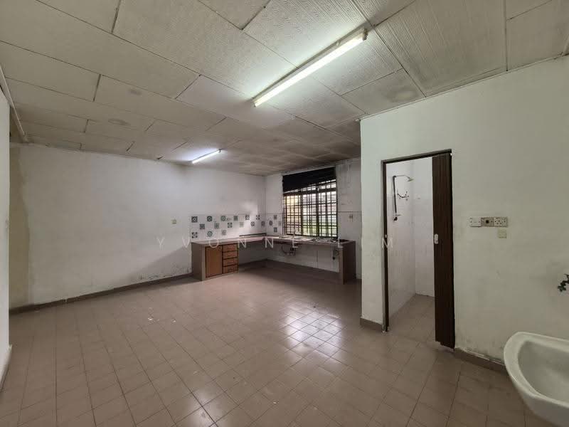 1-storey Terraced House for Sale in Taman Sri Pulai Perdana (Skudai) - Yvonne Lim - Kitchen - PropertyGuru.com.my