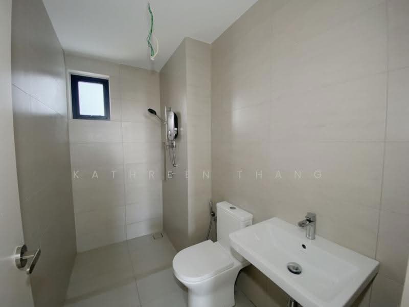 Kediaman Servis untuk Disewa di Residensi Ava @ Kiara Bay - Kathreen Thang - Bathroom - PropertyGuru.com.my