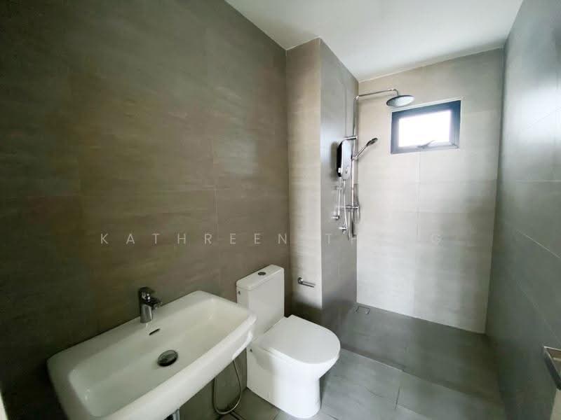 Kediaman Servis untuk Disewa di Residensi Ava @ Kiara Bay - Kathreen Thang - Bathroom - PropertyGuru.com.my