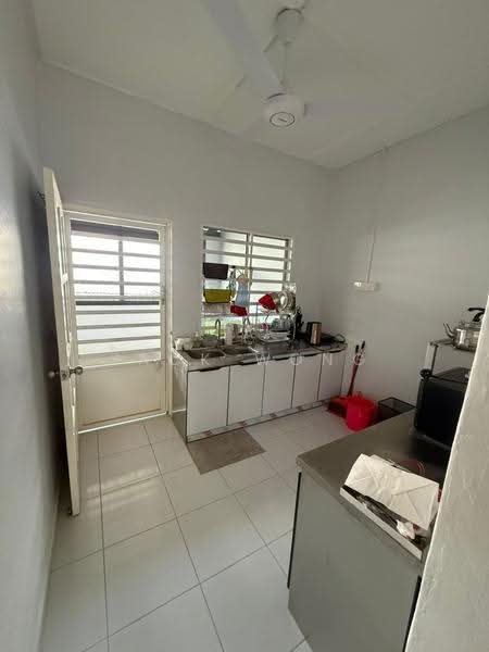 1-storey Terraced House for Sale in Taman Lian Seng (Kluang) - Jack Wong - Kitchen - PropertyGuru.com.my