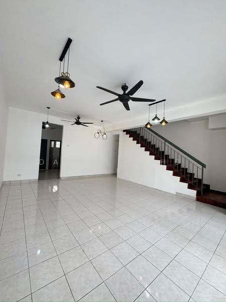 2-storey Terraced House for Rent in Setia Impian (Setia Alam) - Danial Mohd Zaki - Living Room - PropertyGuru.com.my