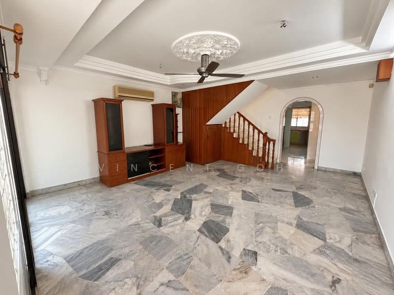 2.5-storey Terraced House for Sale in Taman Sri Bintang (Kepong) - Vincent Goh - Living Room - PropertyGuru.com.my