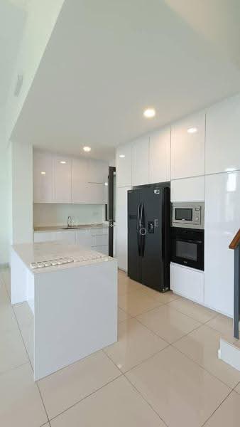 Rumah Berkembar untuk Dijual di Medini (Iskandar Puteri (Nusajaya)) - Noelle Khoo - Kitchen - PropertyGuru.com.my