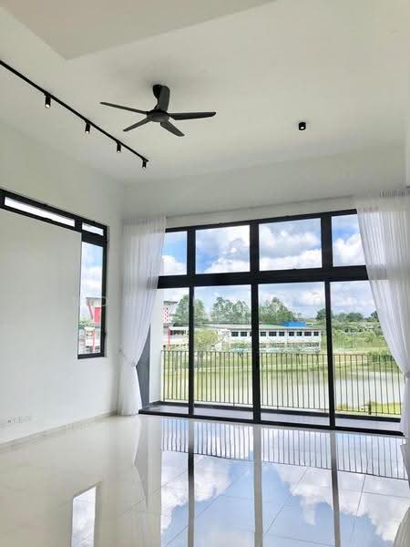 Rumah Berkembar untuk Dijual di Medini (Iskandar Puteri (Nusajaya)) - Noelle Khoo - Living Room - PropertyGuru.com.my