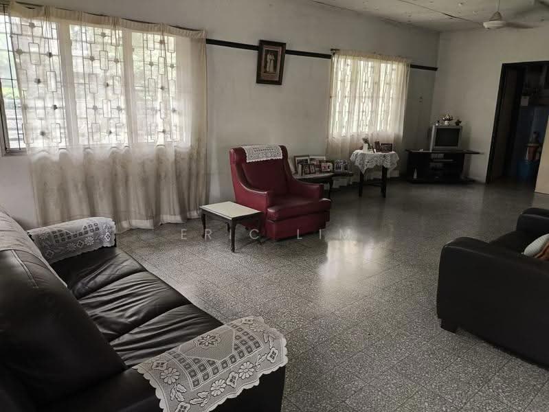 Rumah Banglo untuk Dijual di SS1 (Petaling Jaya) - Eric Lim - Living Room - PropertyGuru.com.my