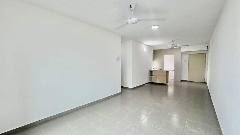 Rumah Flat untuk Disewa di PANGSAPURI AMANSIARA - Reen Loke - Living Room - PropertyGuru.com.my