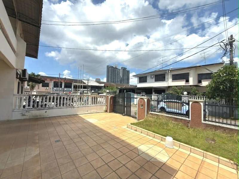 Semi-Detached House for Sale in Johor Bahru (Johor) - Jennie Ooi - Exterior - PropertyGuru.com.my