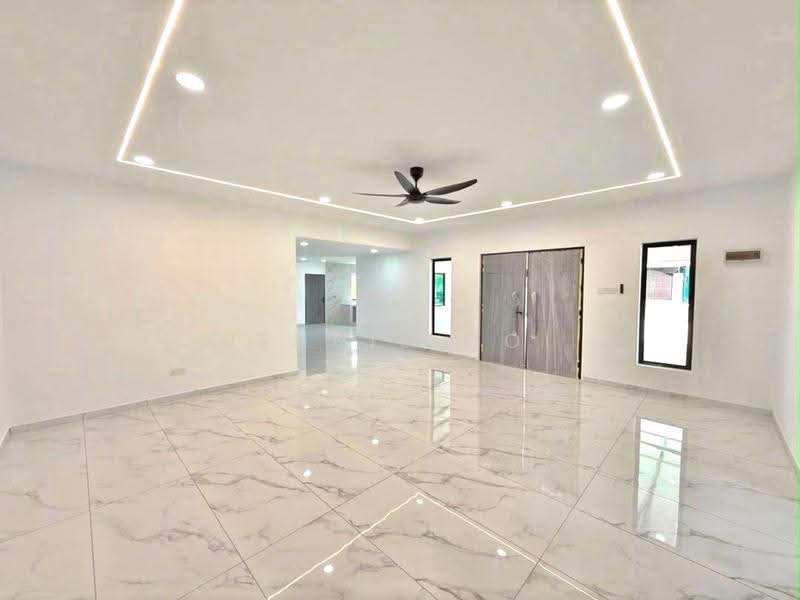 1-storey Terraced House for Sale in Taman Puteri Wangsa (Ulu Tiram) - Jennie Ooi - Living Room - PropertyGuru.com.my