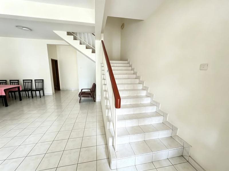 2-storey Terraced House for Sale in Bandar Putra Kulai (Kulai) - Smith Goh - Living Room - PropertyGuru.com.my