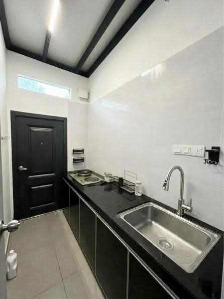 2-storey Terraced House for Sale in Taman Sutera Utama (Skudai) - Yik Tat - Kitchen - PropertyGuru.com.my