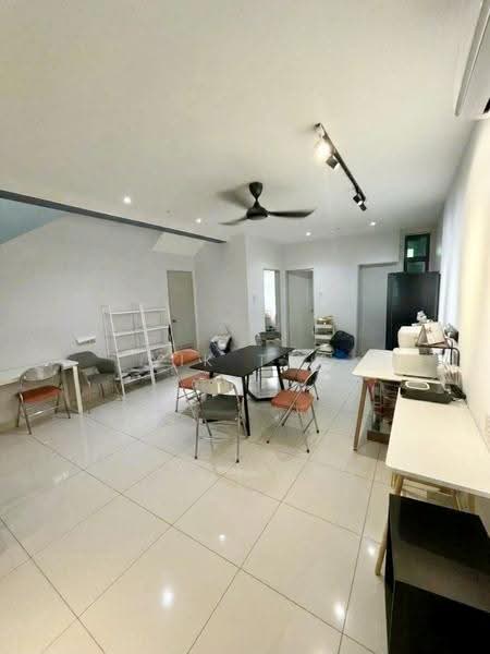 2-storey Terraced House for Sale in Taman Sutera Utama (Skudai) - Yik Tat - Dining Room - PropertyGuru.com.my