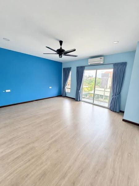 Rumah Berkembar untuk Dijual di Station 18 (Ipoh) - Danny Lim - Living Room - PropertyGuru.com.my
