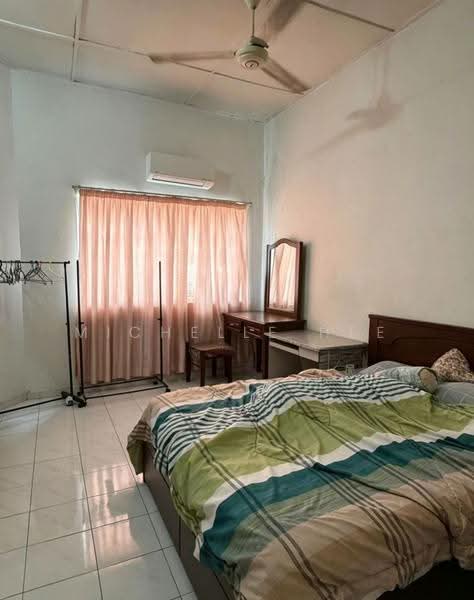 Rumah Teres 2-Tingkat untuk Dijual di BANDAR PUCHONG JAYA (Puchong) - Michelle Hee - Bedroom - PropertyGuru.com.my