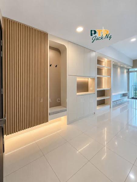Kondominium untuk Dijual di Ferringhi Residence 2 - Jack Ng - Entrance - PropertyGuru.com.my