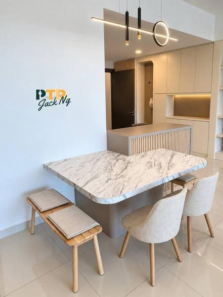Kondominium untuk Dijual di Ferringhi Residence 2 - Jack Ng - Dining Room - PropertyGuru.com.my