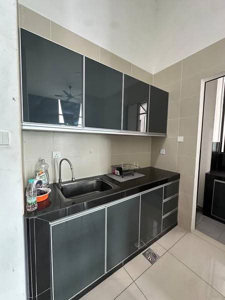 Kediaman Servis untuk Disewa di Wave @ Marina Cove - Mr Lu - Kitchen - PropertyGuru.com.my