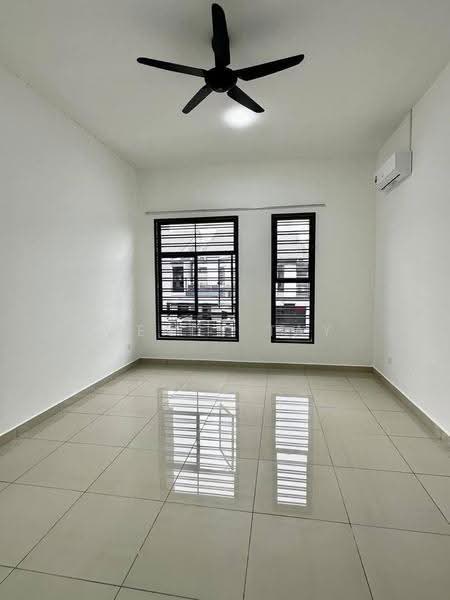Rumah Teres 2-Tingkat untuk Disewa di Iskandar Puteri (Nusajaya) (Johor) - Wendy Tay - Living Room - PropertyGuru.com.my